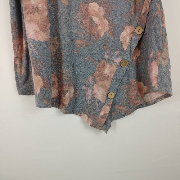 Jodifil gray faded floral button detail V tank L - Picture 3 of 11